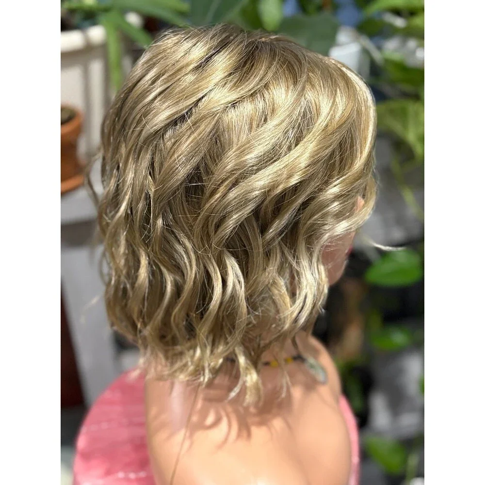 Jon Renau “January” wig in color Malibu blond New